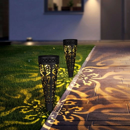 Lampe solaire à piquer avec lumière blanche chaude