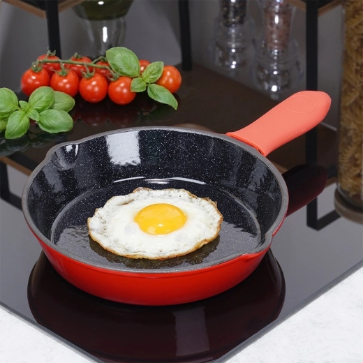 Cuisson uniforme et longue accumulation de chaleur