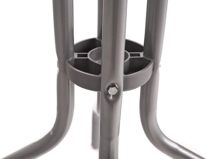 Structure métallique solide et stable