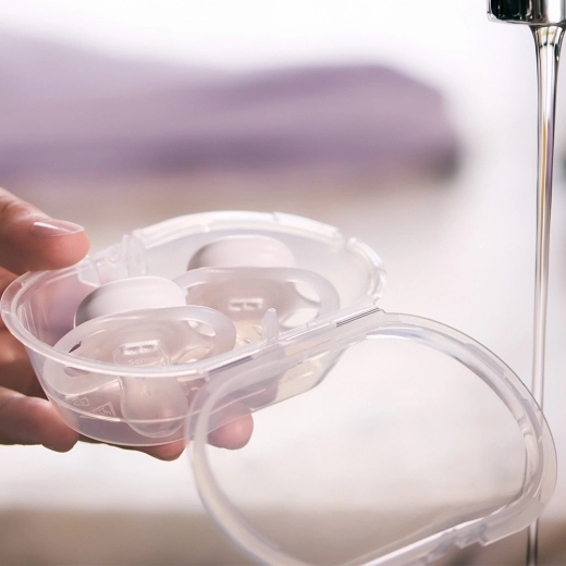 Hygiène en déplacement grâce à l’étui