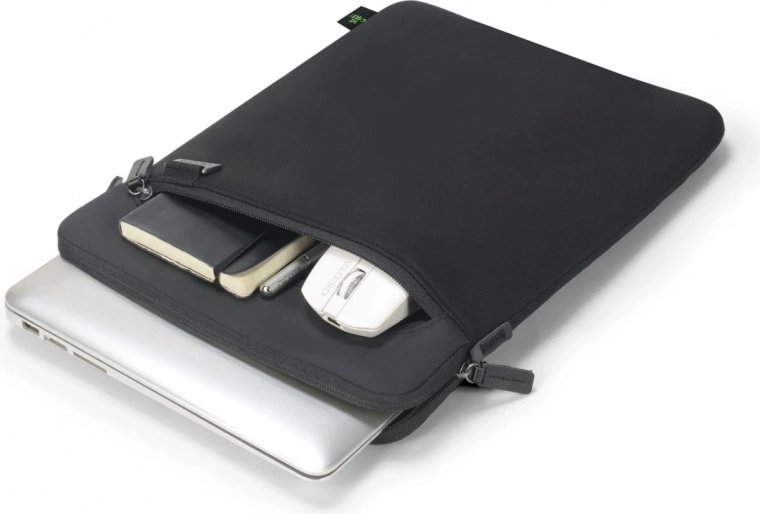 Poche frontale pratique pour accessoires