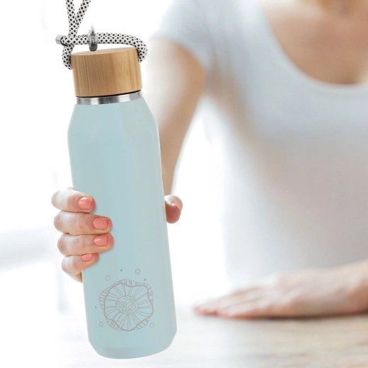 Surface antidérapante et large ouverture