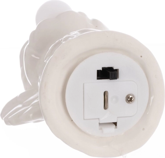 Alimentation pratique avec interrupteur sur la partie inférieure