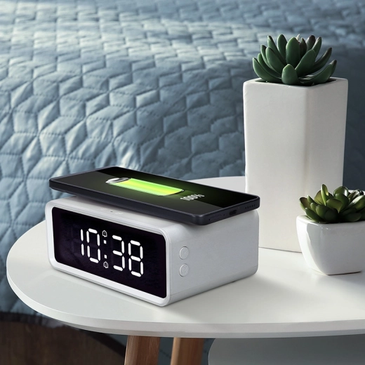 Assistant pratique pour la table de nuit