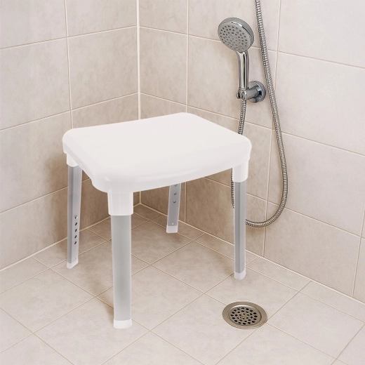 Assise confortable sous la douche