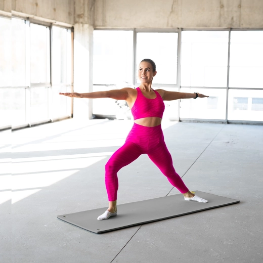 Stabilité antidérapante sur différentes surfaces