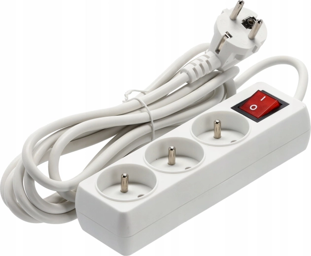 Alimentation pratique pour trois appareils