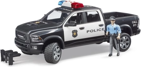 Véhicule tout-terrain de police RAM Bruder avec policier