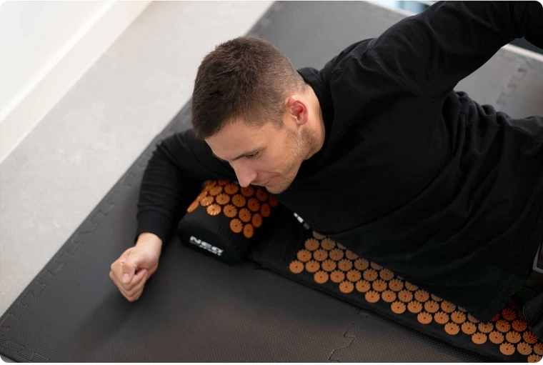 Rosettes d’acupression denses pour une stimulation intense