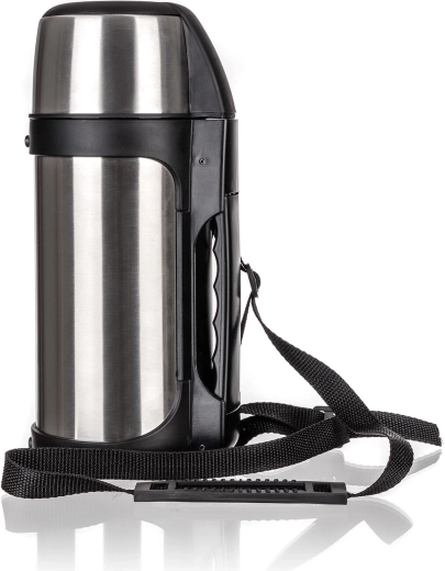 Transport confortable grâce à la poignée et à la sangle