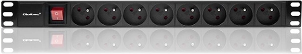 Huit prises pour installation en rack