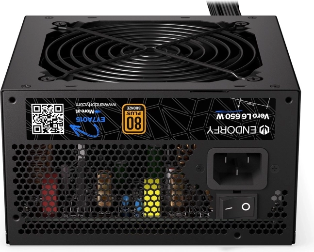 Fonctionnement silencieux grâce au ventilateur Stratus 120 mm