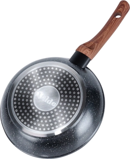 Convient à tous types de plaques, y compris induction