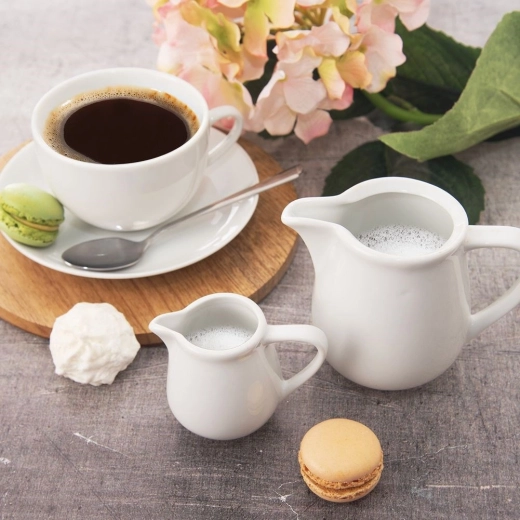 Service élégant du café