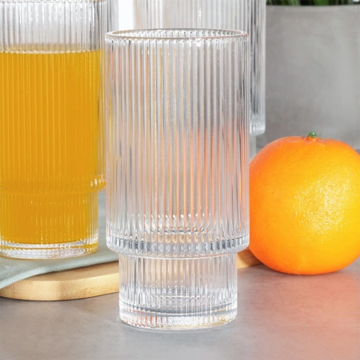 Verre résistant et fond stable