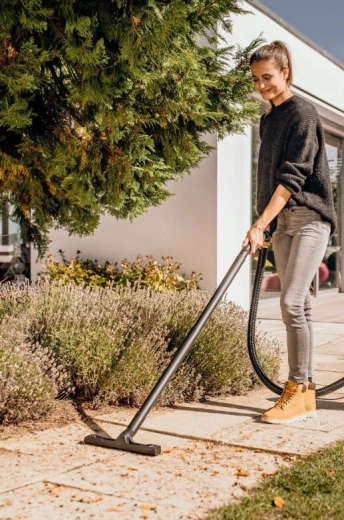 Fonction soufflerie pour les saletés dans les zones difficiles d’accès