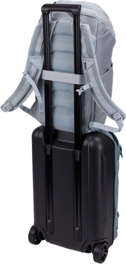 Prêt pour les voyages et les intempéries