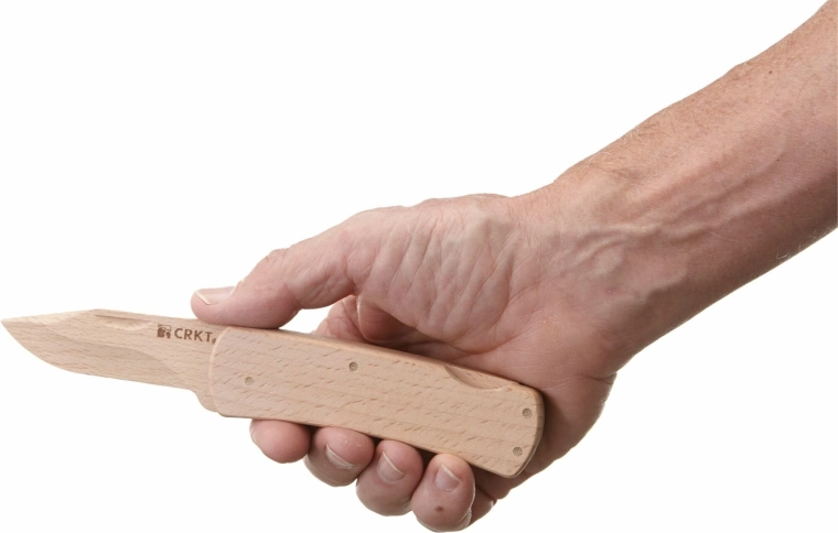 Modèle de couteau pliant fonctionnel et sûr