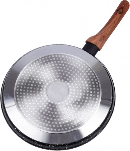 Compatible avec tous les types de plaques, y compris l’induction