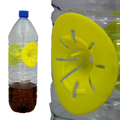 Lot de 2 pièges à guêpes pour bouteille en plastique 6,5 × 7 cm