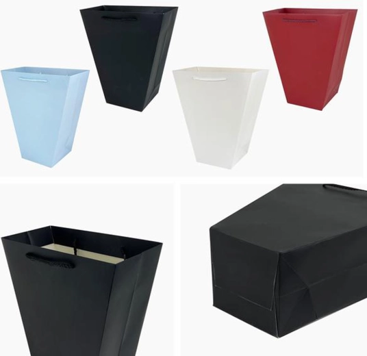 Sachet cadeau 26 × 24 × 11 cm, assortiment de motifs