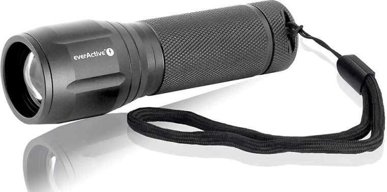 Lampe torche LED manuelle everActive FL-300+ 350 lm avec fonction zoom