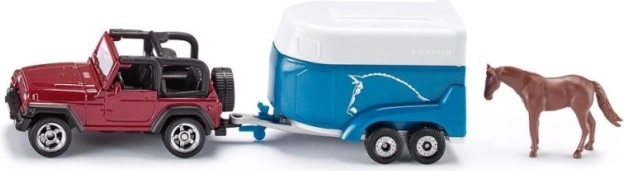 Jeep avec remorque pour chevaux