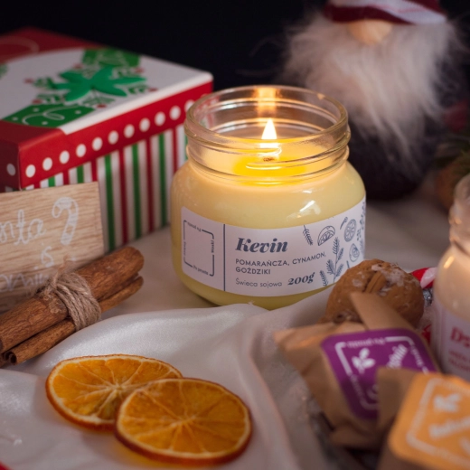 Bougie parfumée premium - Kevin / Produit polonais