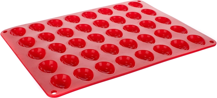 Moule en silicone pour noix Culinaria Red 40 pièces
