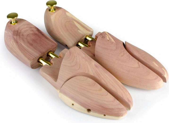 Embauchoirs en cèdre pour chaussures Massido taille 44–45