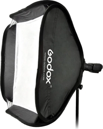 Ensemble softbox pliable Godox 80 × 80 cm avec support Bowens (type S)