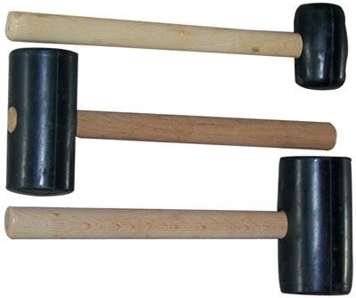 Maillet en caoutchouc 55 mm avec manche en bois – fabrication tchèque