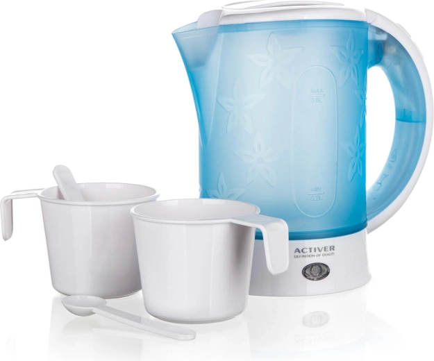 Bouilloire de voyage 0,6 l avec tasses et cuillères