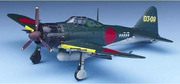 Maquette de chasseur Mitsubishi A6M5c Zero à l’échelle 1:72