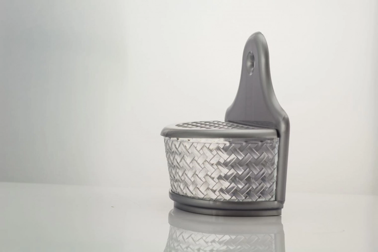 Salière murale en plastique - tressée, PRODUIT POLONAIS