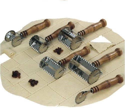 Rouleau coupe-pâte 8 × 8 cm en inox avec poignée en bois