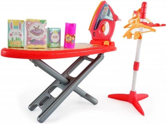 Table à repasser pour enfants avec fer et accessoires