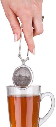 Infusion limpide sans feuilles