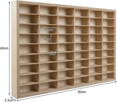 54 compartiments bien organisés pour la collection