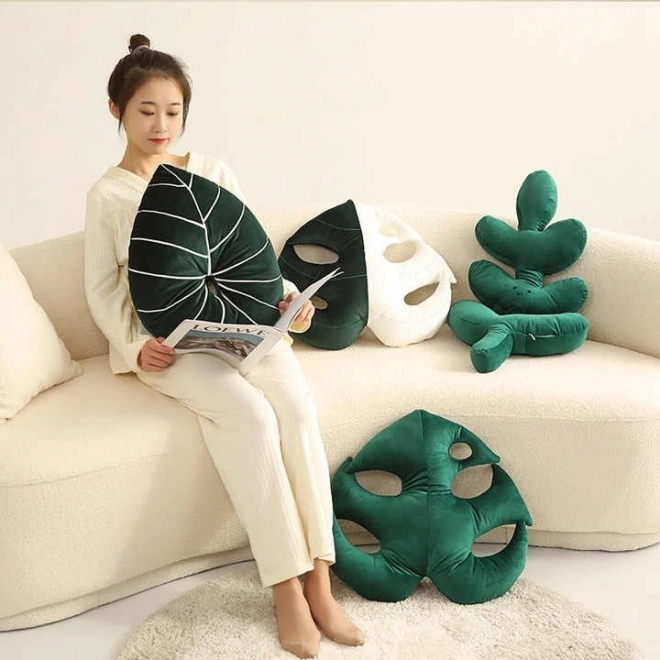 Coussin décoratif en peluche en forme de feuille – type 1