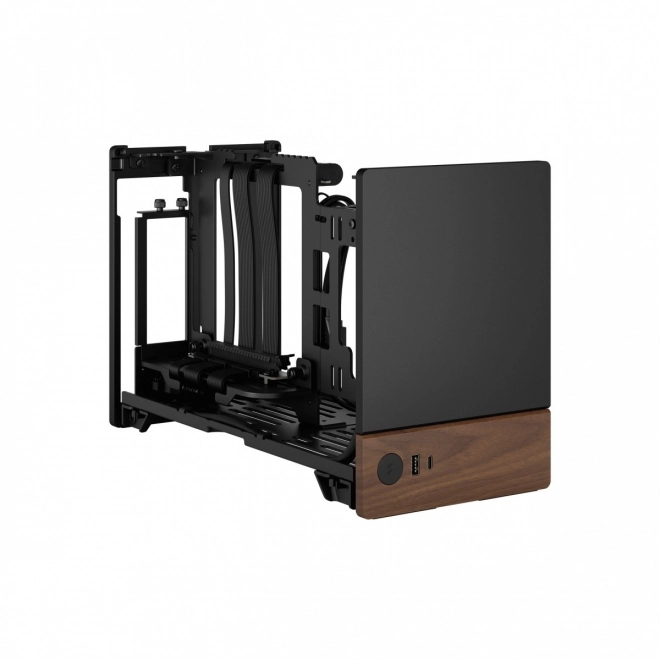 Boîtier d'ordinateur noir élégant avec base en bois