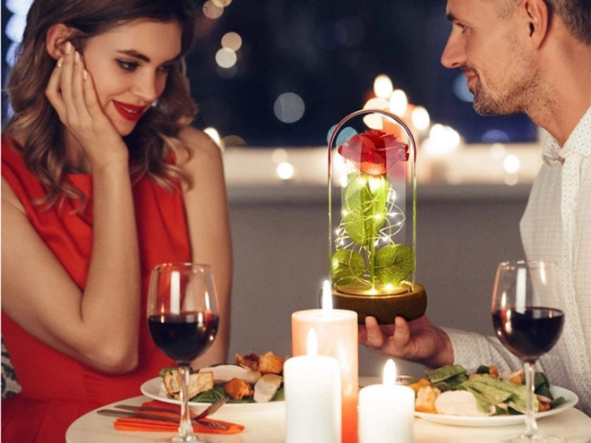 Rose éternelle en verre avec éclairage LED