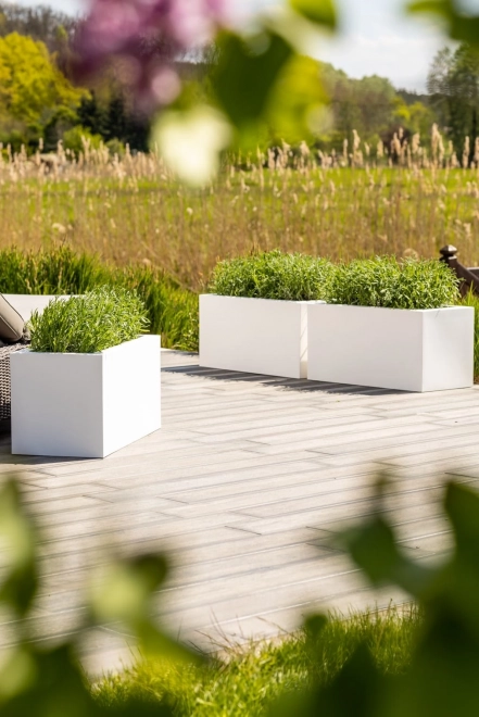 Pot de fleurs Monumo Lungo blanc