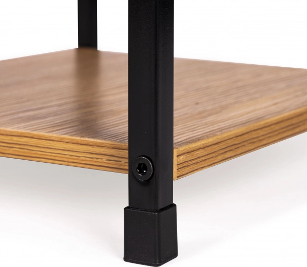 Structure stable avec protection du sol