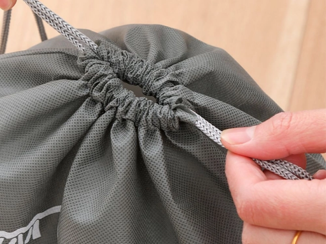 Sac de voyage pour chaussures avec cordon de serrage gris