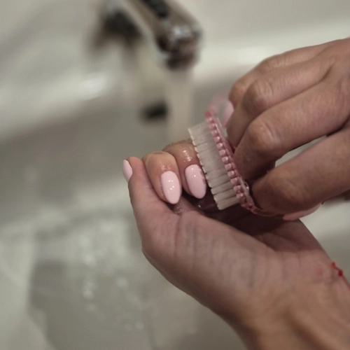 Ensemble de 50 brosses à ongles roses Soulima