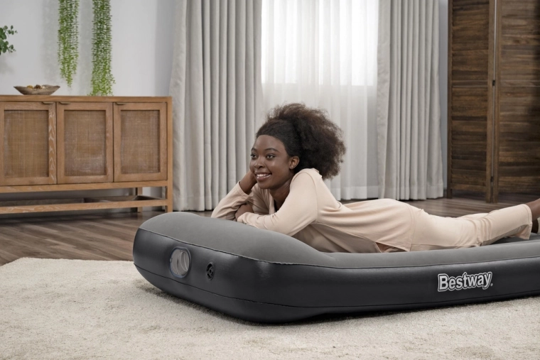 Surface en velours confortable et oreiller intégré