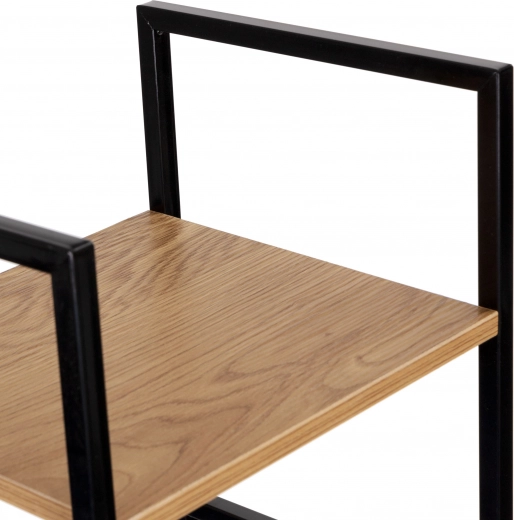 Combinaison résistante de métal et de MDF aspect bois