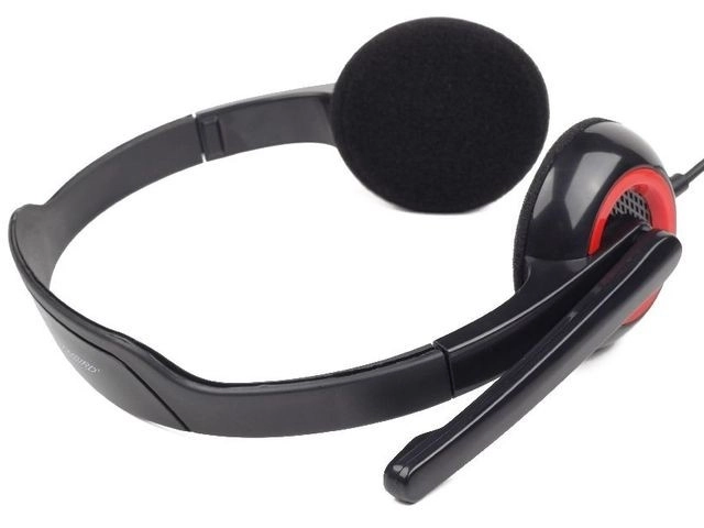 écouteurs noirs avec microphone
