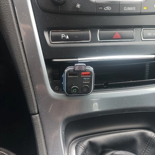 Émetteur/chargeur FM Bluetooth Xtrobb 22355